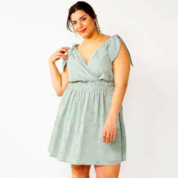NWT Speechless Tie Shoulder Sage Dress Juniors 2X - Picture 1 of 6